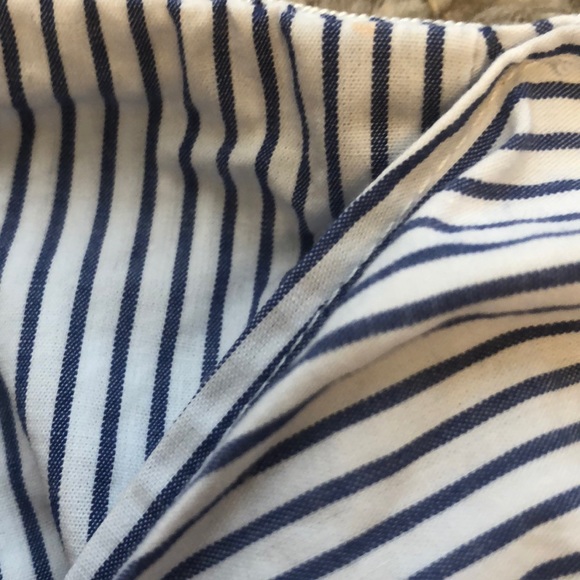 F21 Pinstripe Bow strapless dress 💝 - Picture 4 of 5